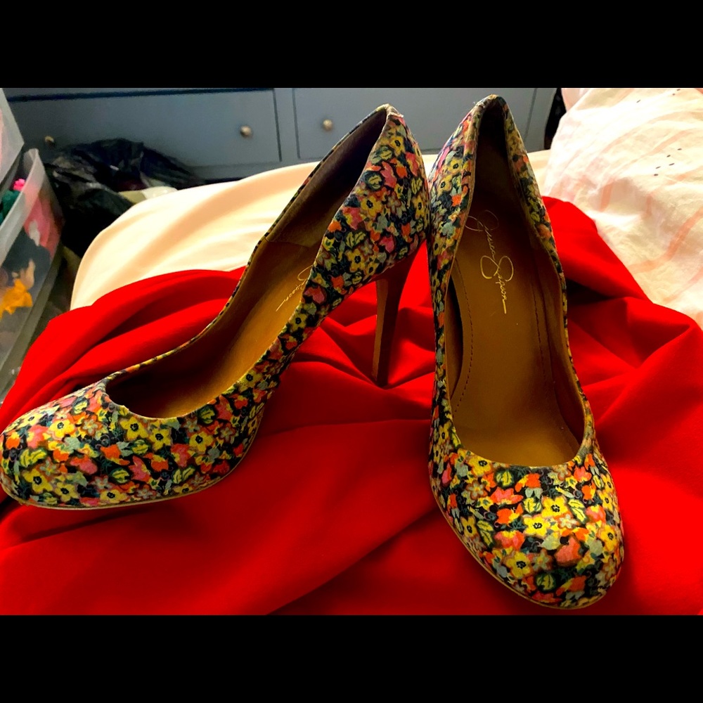 Jessica Simpson Women Yellow Heels